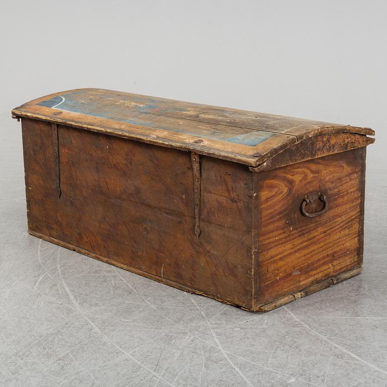 A painted pine chest from Bohuslän, dated 1821.