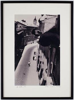 Antanas Sutkus, "Marathon at University Street, Vilnius", 1959.