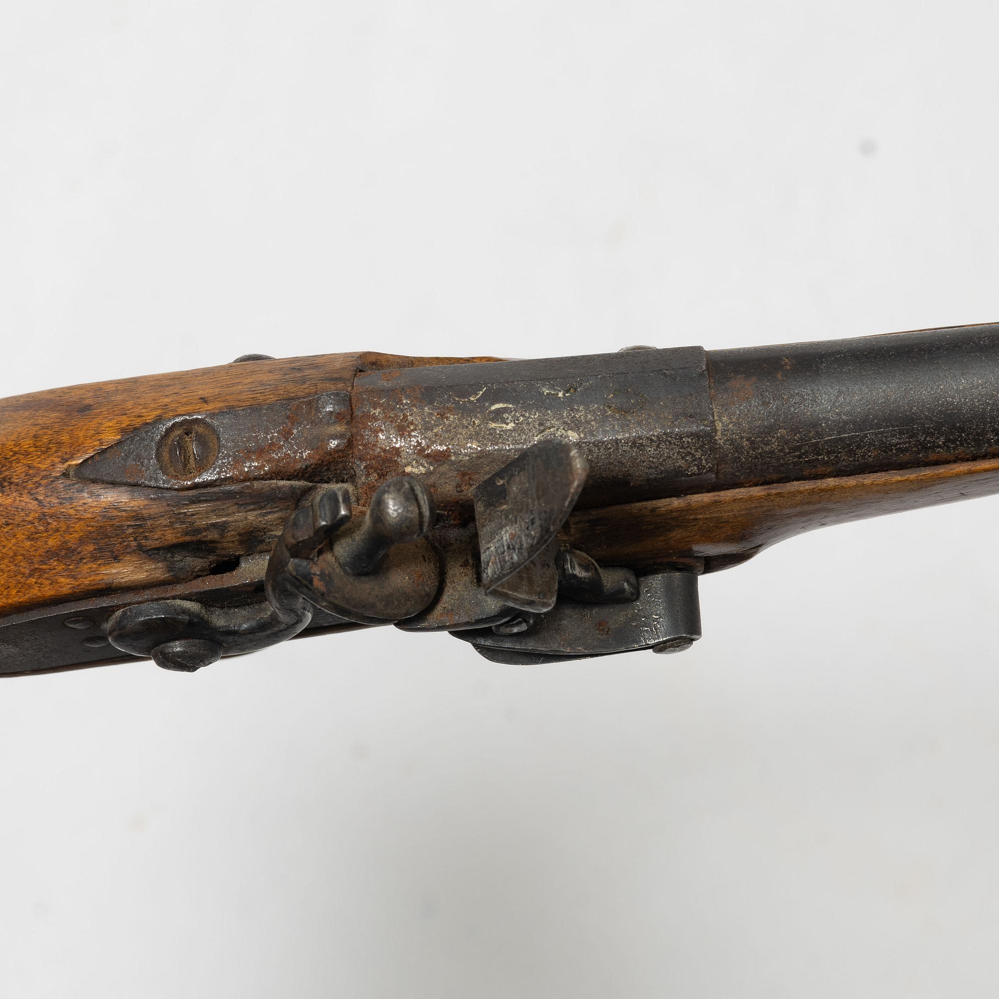 Flintlåspistol och slaglåspistol, Sverige, 1800-tal.