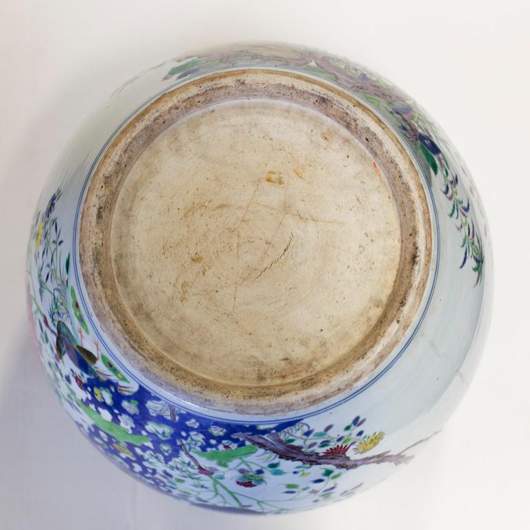 YTTERFODER, porslin Kina 1900-tal.