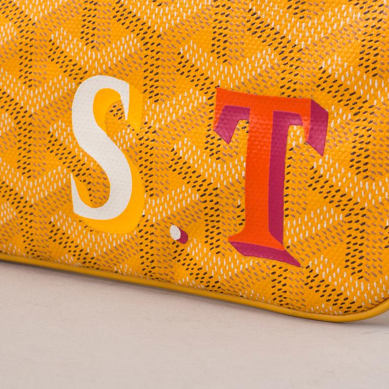 MAKEUP BAG, Goyard.