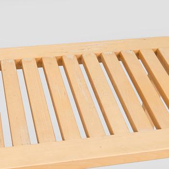 Alvar Aalto, bänk, modell 153A, Artek 1990-tal.
