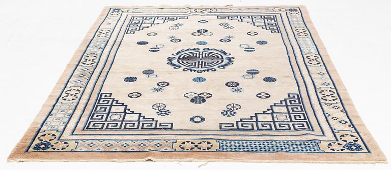 A carpet, China, ca 270 x 180 cm.