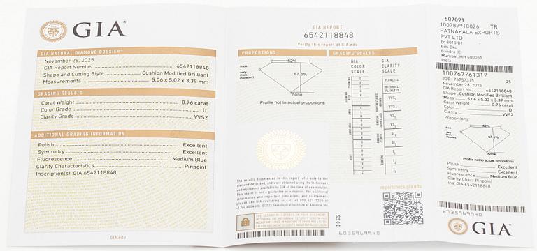 Korvakorut, tyynynmuotoiset briljanttihiotut timantit, yhteensä 1,48 ct, 14K valkokultaa.