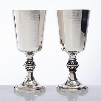 Eric Löfman, A set of twelve silver wine glasses, KG Markströms, Uppsala 1977-1978.
