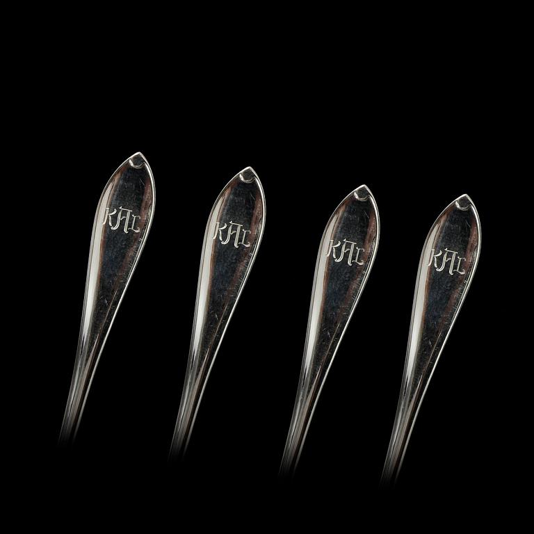 BESTICKPARTI, ca 95 delar, silver, mest Sverige och 1900-tal. Tot ca 3000 gram.