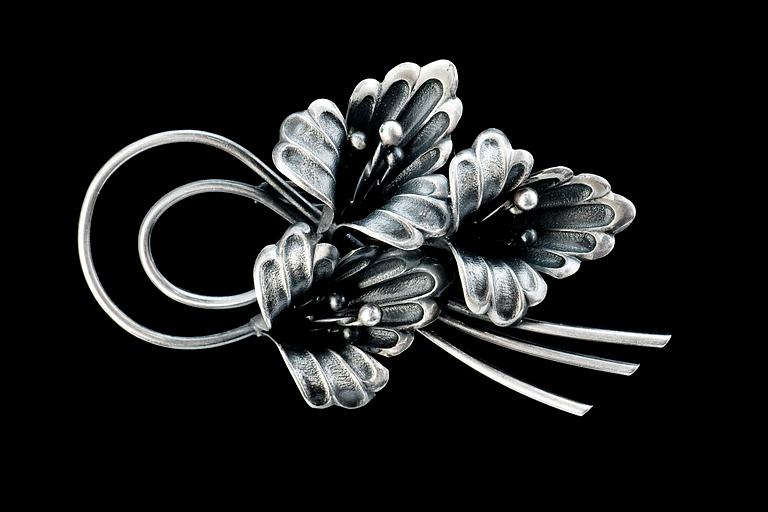 BROOCH.
