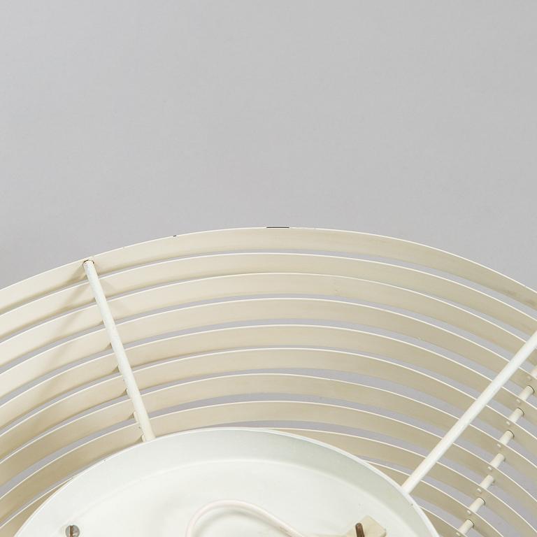 Alvar Aalto, 'A622B' ceiling light for Valaistustyö.