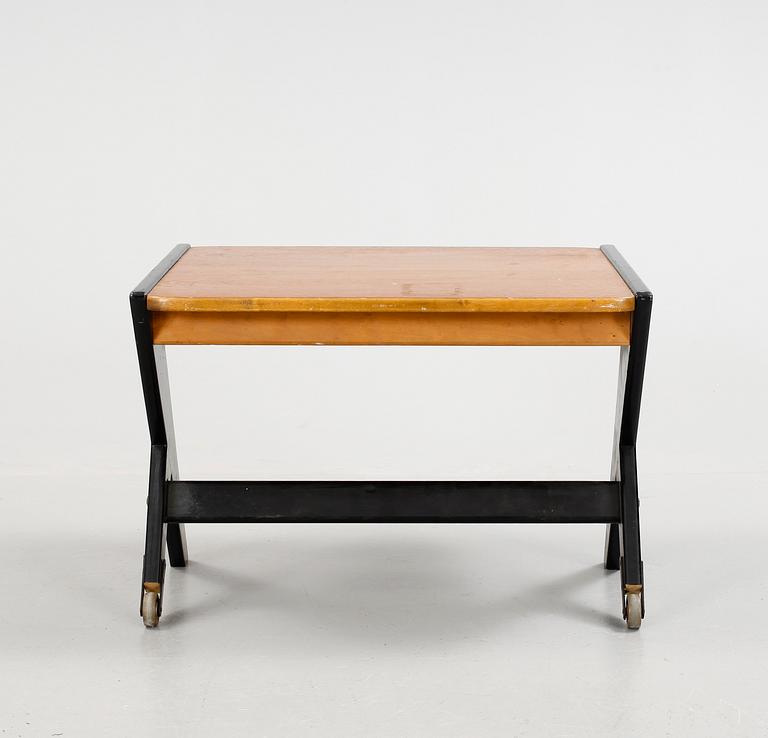 SOFFBORD, trol. Bengt Ruda, NK, 1900-talets mitt.