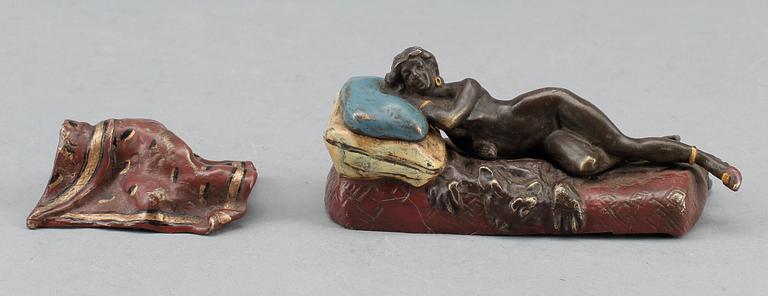 FIGURIN, brons, stämplad NAMGREB, Franz Bergman. Omkring 1900.