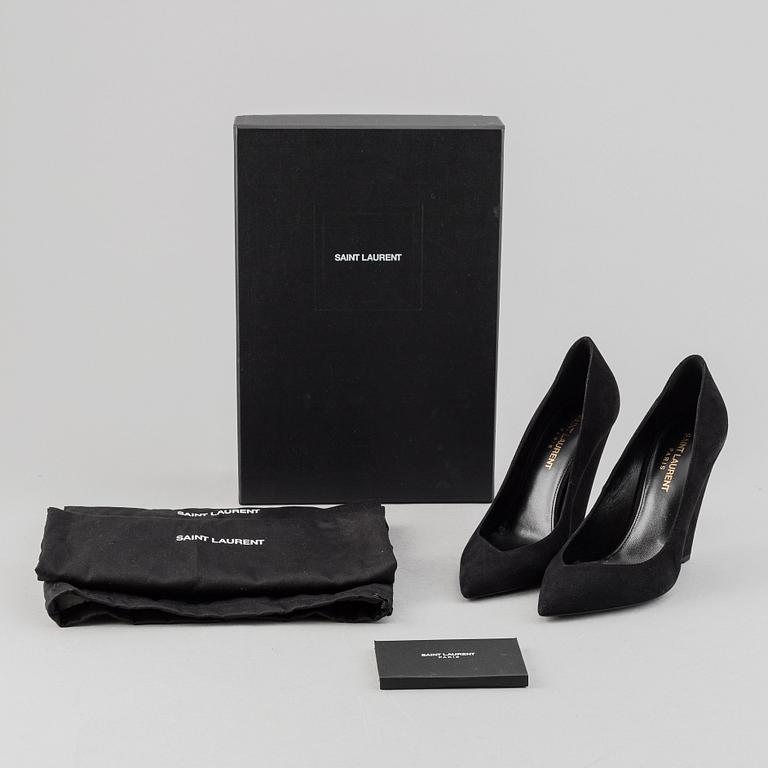 Yves Saint Laurent, a pair of black suede shoes, size 36½.