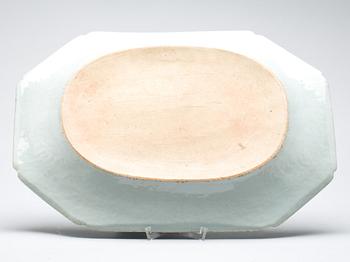 STEKFAT, porslin, Kina, Qian Long, (1736-1795).