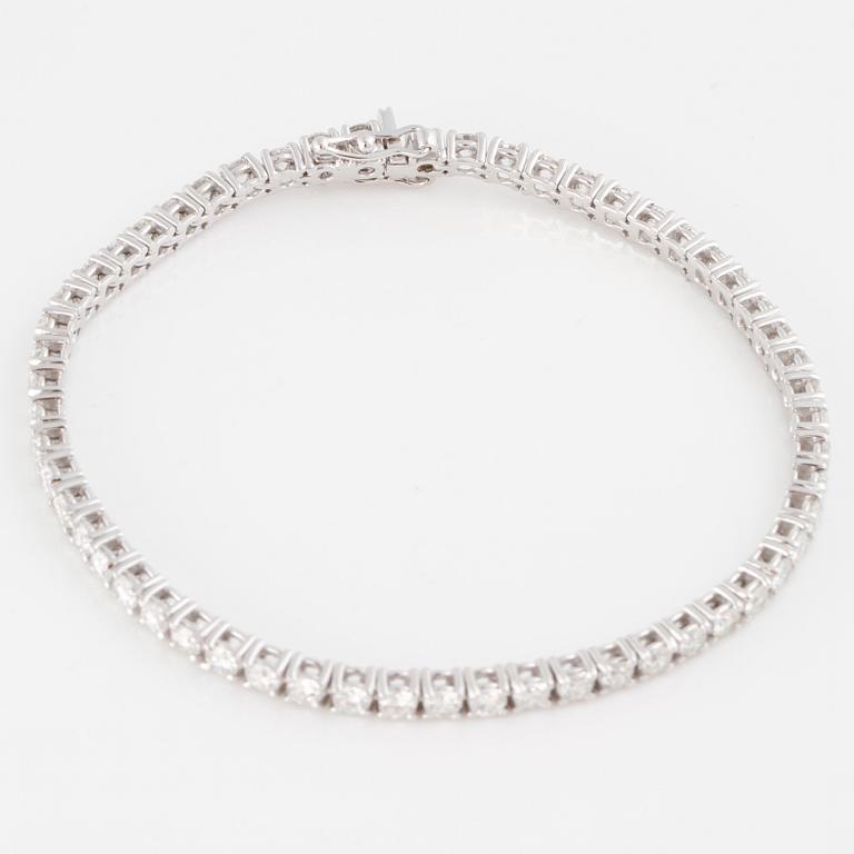 ARMBAND, sk tennisarmband, med briljantslipade diamanter, ca 5.00 ct.