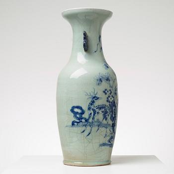 VAS, porslin. Sen Qing dynasti (1644-1911).