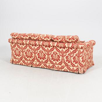 A mid 1900s/second part sofa.