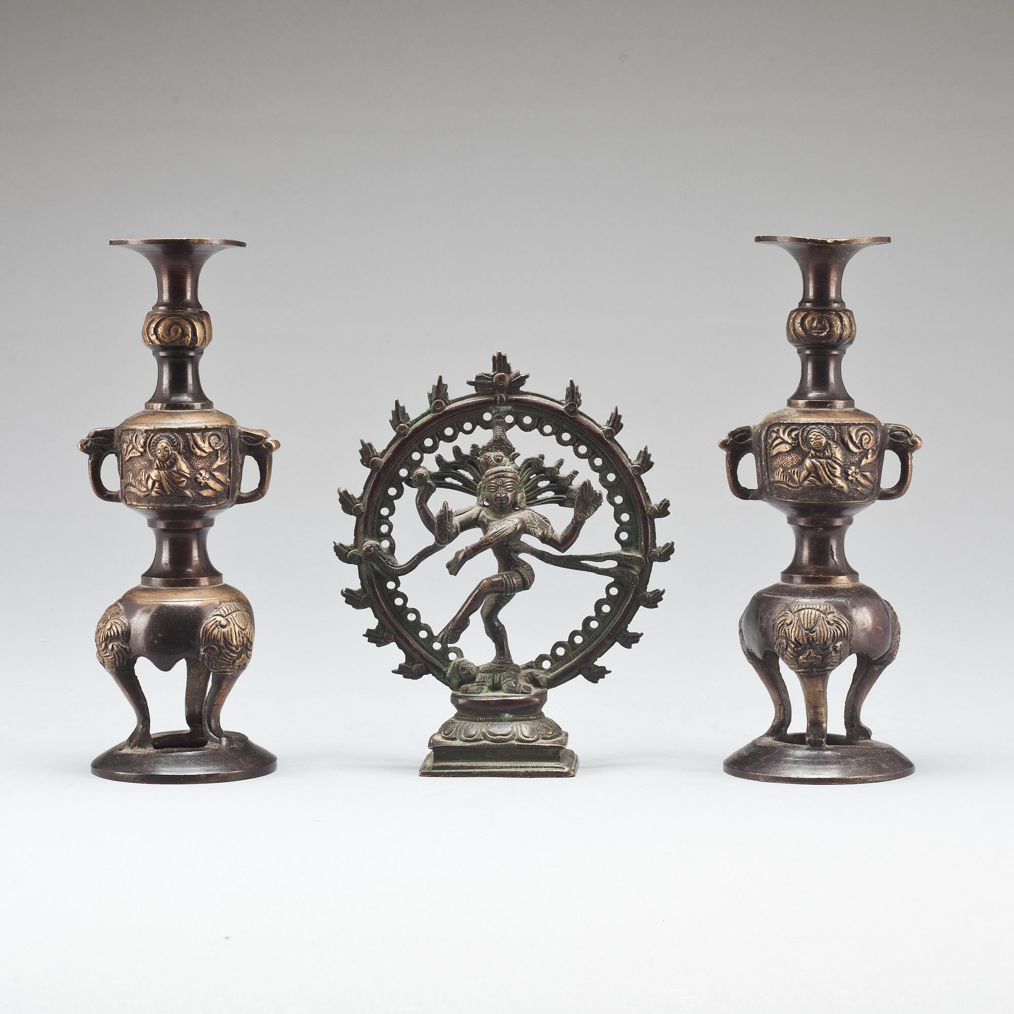 RÖKELSEKAR och SKULPTUR, brons, 1900-tal.