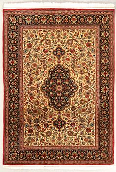 Isfahan Rug, approximately 150x108 cm.