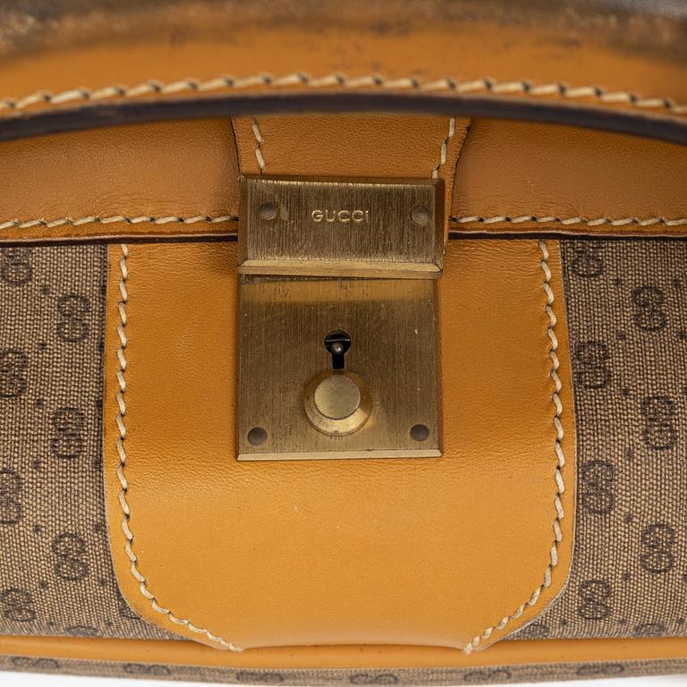 Gucci, travel suitcase, vintage.