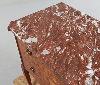 BYRÅ, gustaviansk stil, Svensk Möbelindustri, 1900-talets mitt/andra hälft.