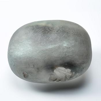 Bertil Vallien, skulptur, vilande huvud, "Resting head", Kosta Boda, unik.
