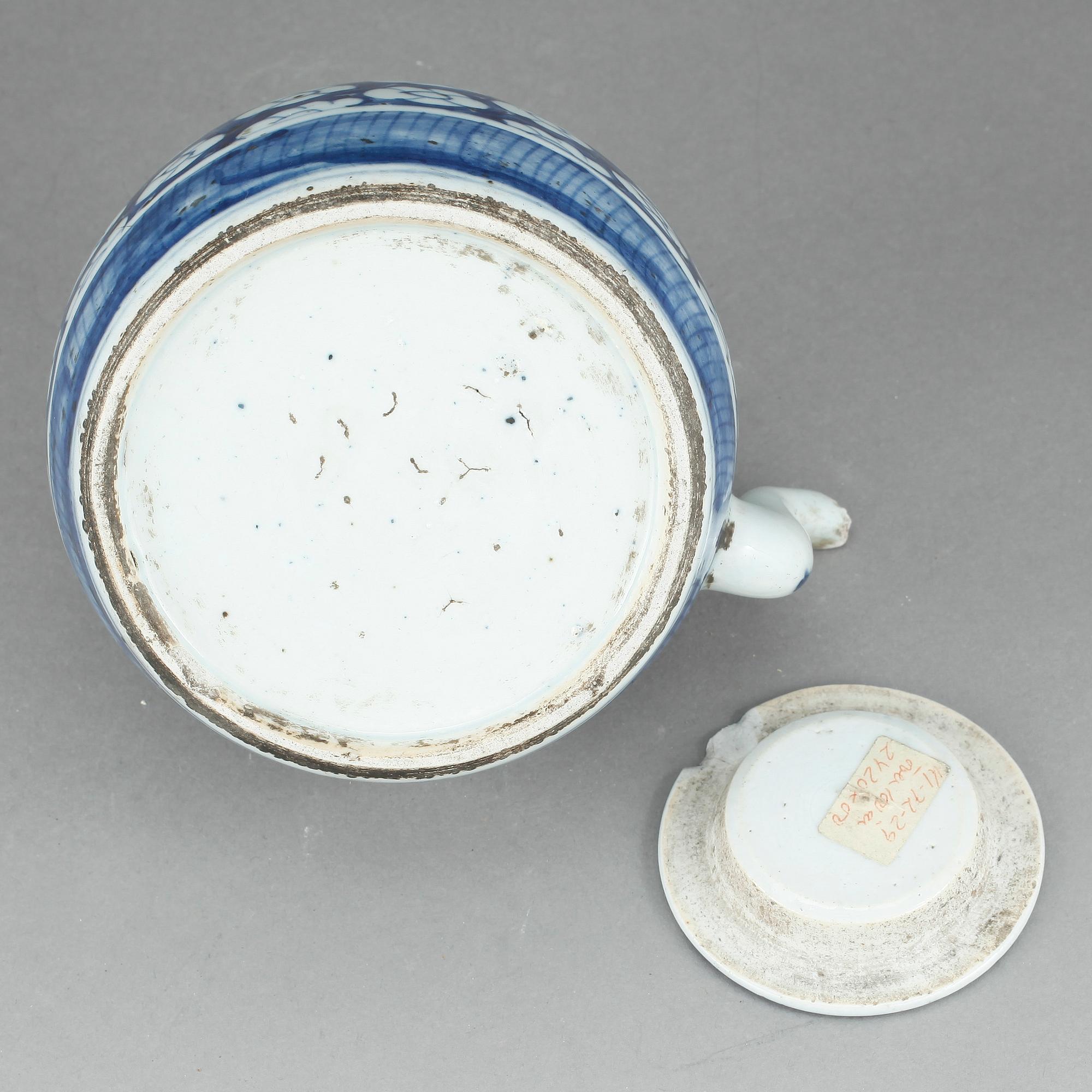 TEKANNA, porslin, Kina, 1800-tal.