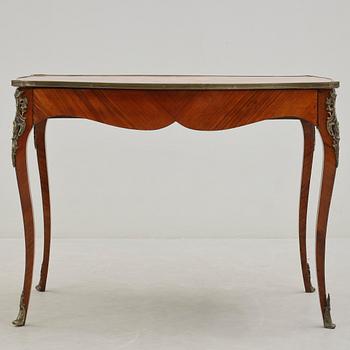 BORD, Louis XV-stil, tidigt 1900-tal.