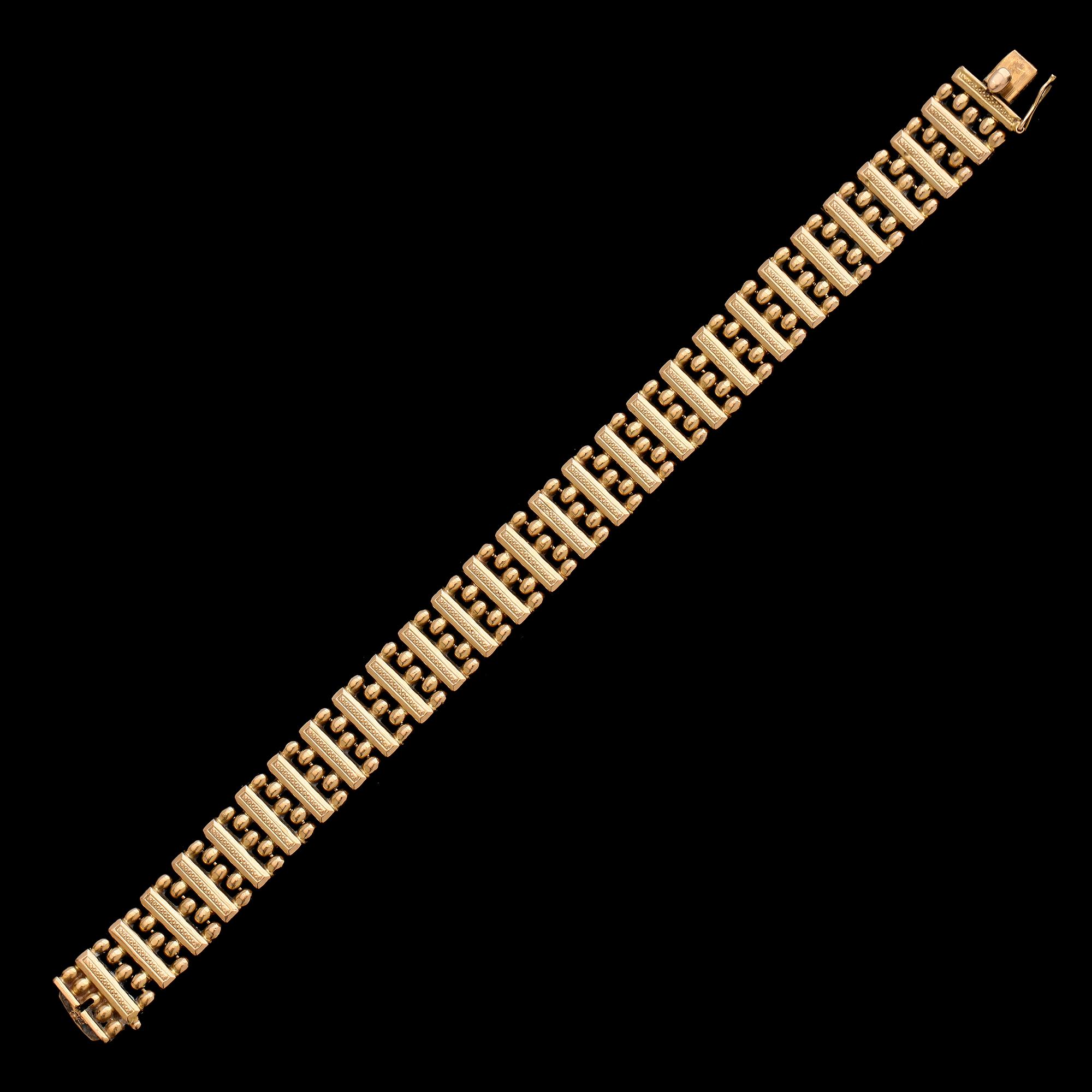 ARMBAND, 18 k guld. Vikt ca 16,9 g.
