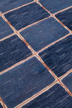 Märta Måås-Fjetterström, A CARPET, "Rutig blå halvflossa", knotted pile in relief, ca 304 x 209,5 cm, signed AB MMF.