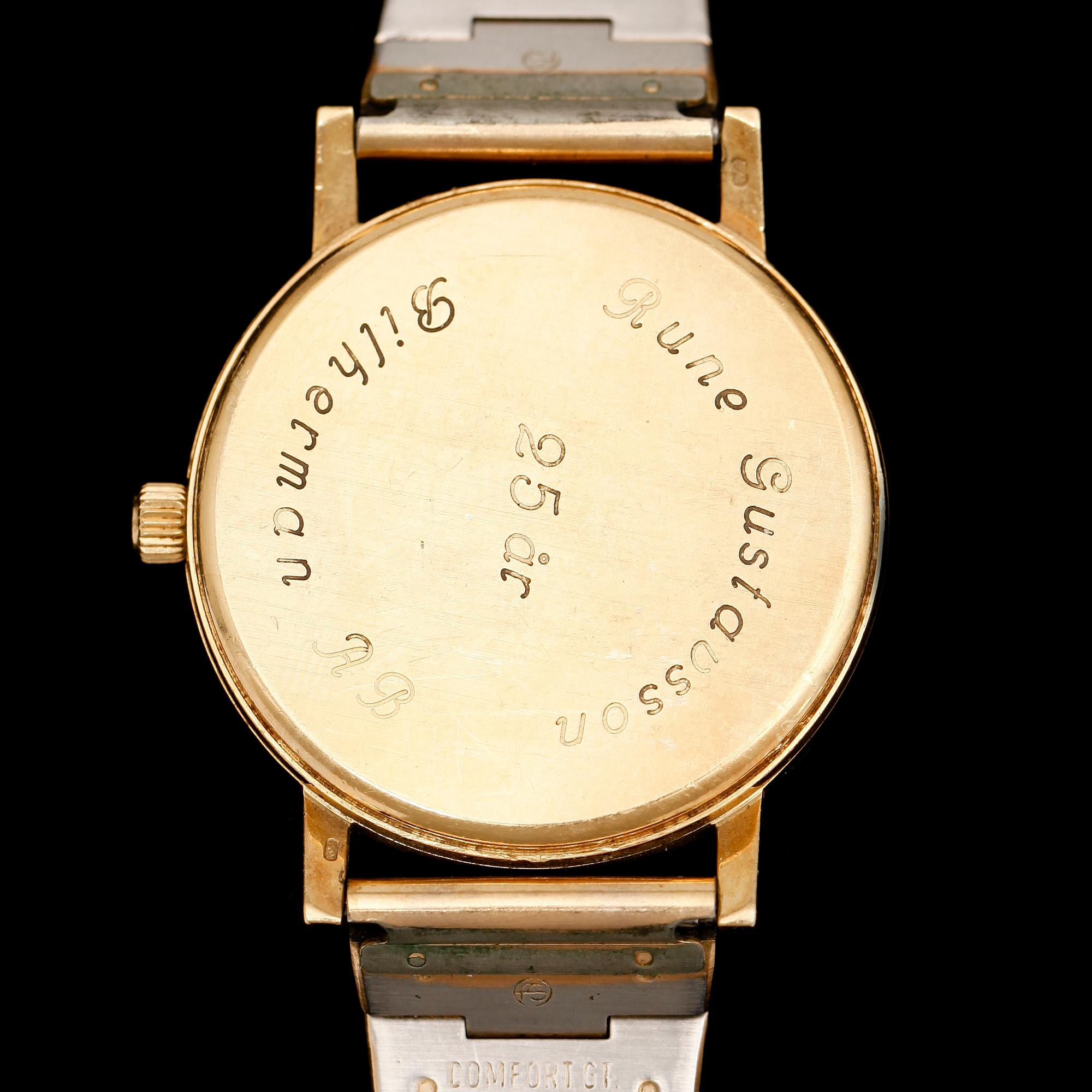 HERRARMBANDSUR, 18 k, Omega Seamaster Quartz.