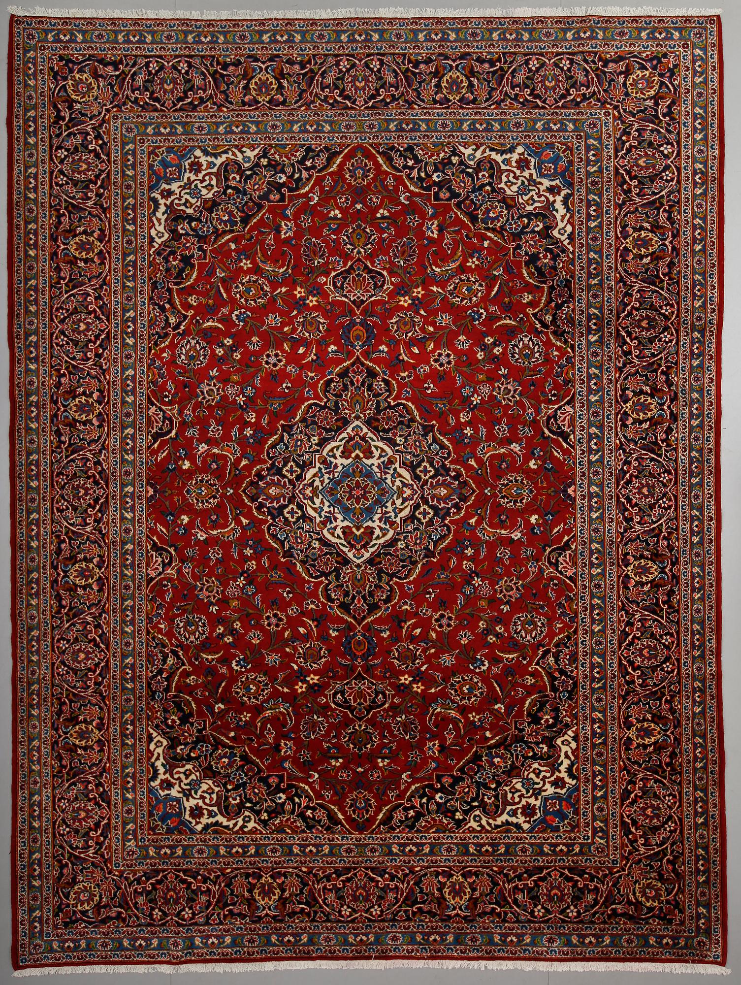 MATTA, Keshan, ca 395 x 298 cm.