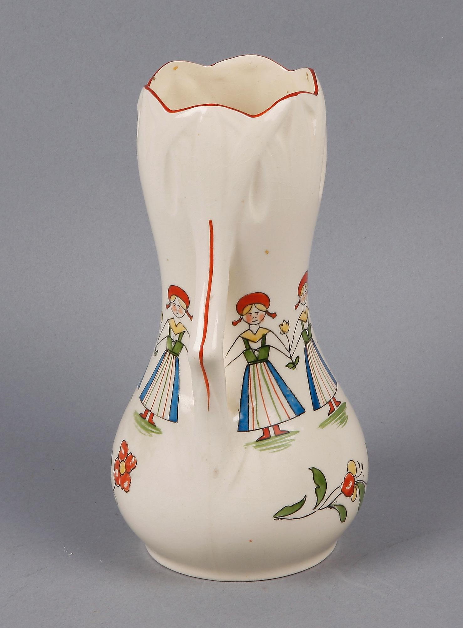 VAS, flintgods, jugend "Daldansen", Rörstrand, 1900-talets början.