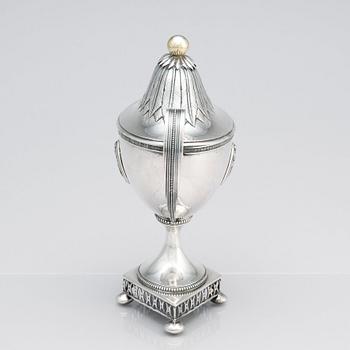 A Swedish early 19th Century silver sugar bowl with lid, marks of Johan Malmstedt, Gothenburg 1810.