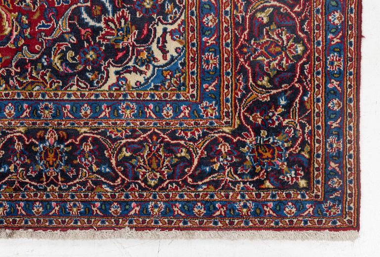 Carpet, Mashad, approx. 288 x 194 cm.