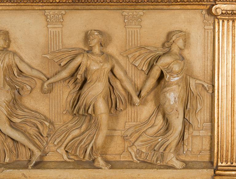 Kipsireliefi / frisi, 1900-luku, "Borghesen tanssijat".