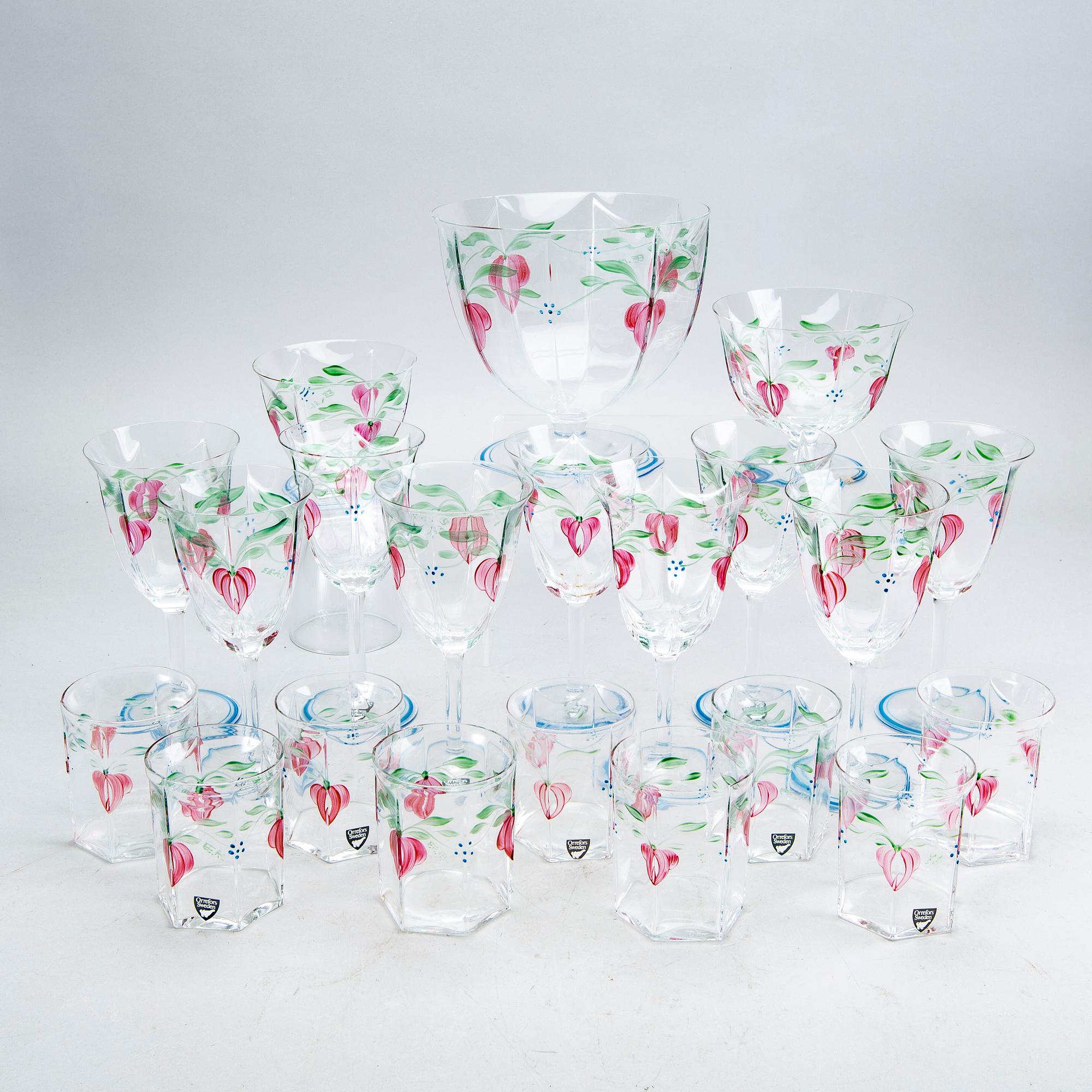 Eva Englund, "Maja", 21 delar, Orrefors.