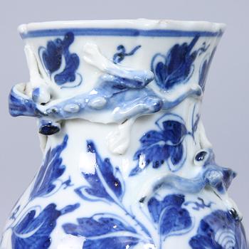 VAS, porslin, Kina, 1800-tal.