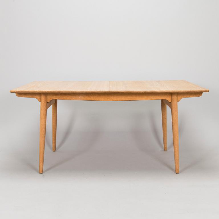 Hans J. Wegner, a mid-20th century 'AT 310' dining table for Andreas Tuck, Denmark.