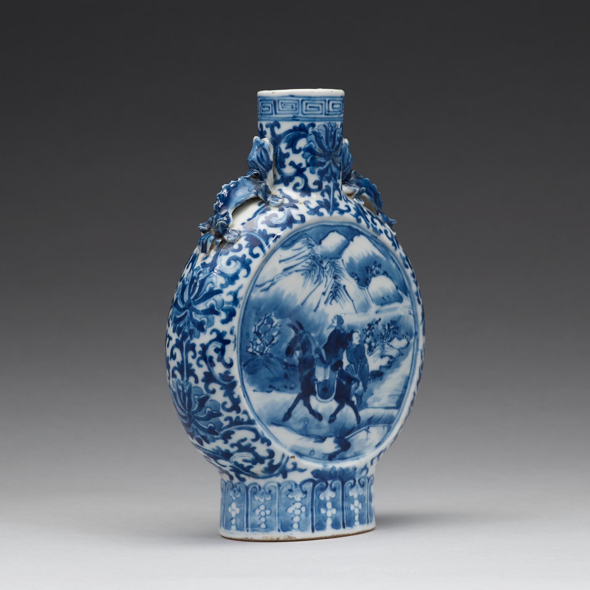 PILGRIMSFLASKA, porslin, Qingdynastin, 1800-tal.