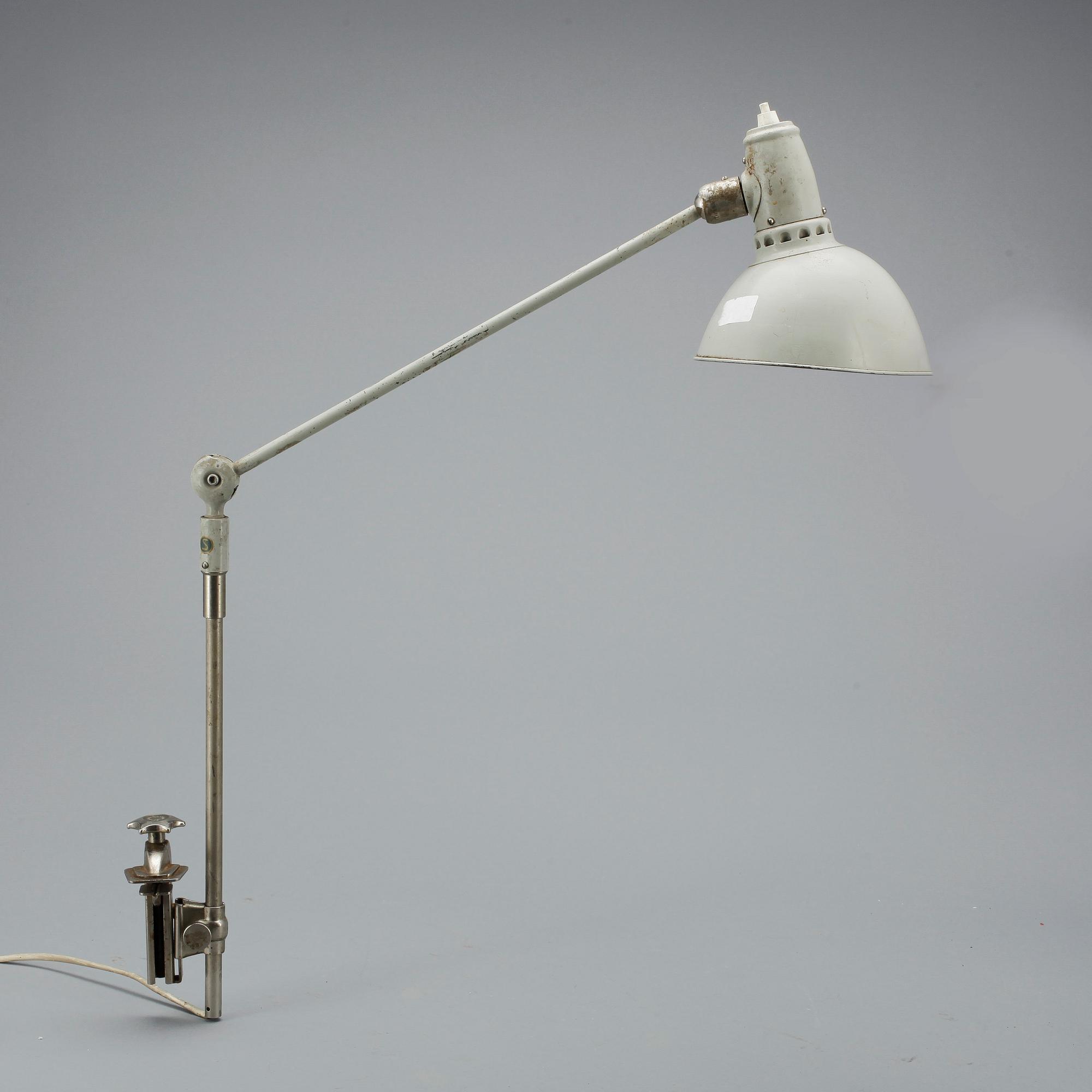 BORDSLAMPA, Triplex lillpendel, Johan Petter Johansson, 1900-talets första hälft.