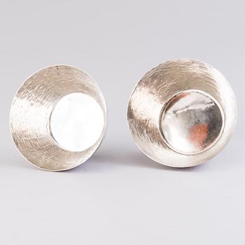 TAPIO WIRKKALA, two silver bowls for Hopeakeskus/Kultakeskus Hämeenlinna 1966 and 1986.