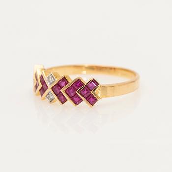 Ring, 18K gold with rubies and diamonds.