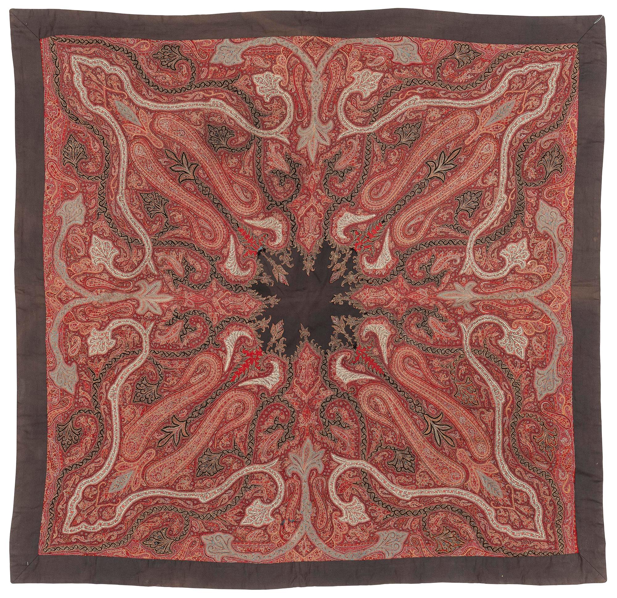 An Indian Kashmir shawl, second half of the 19th century, c. 175 x 175 cm.