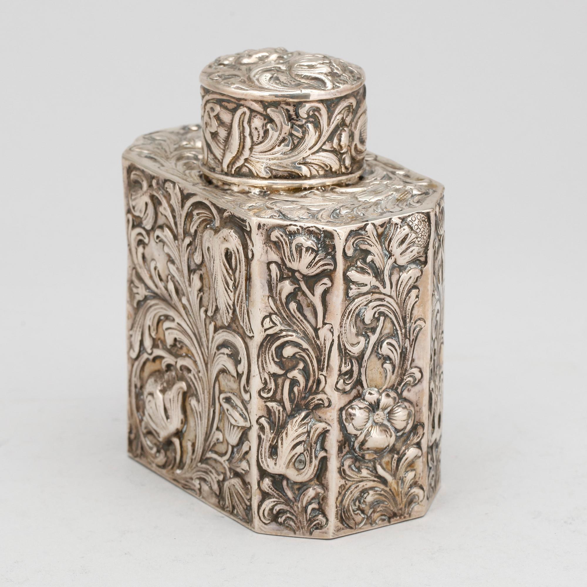 TEDOSA, silver, troligen Simon Rosenau, Hanau, Tyskland, omkring 1900, vikt ca 220g.