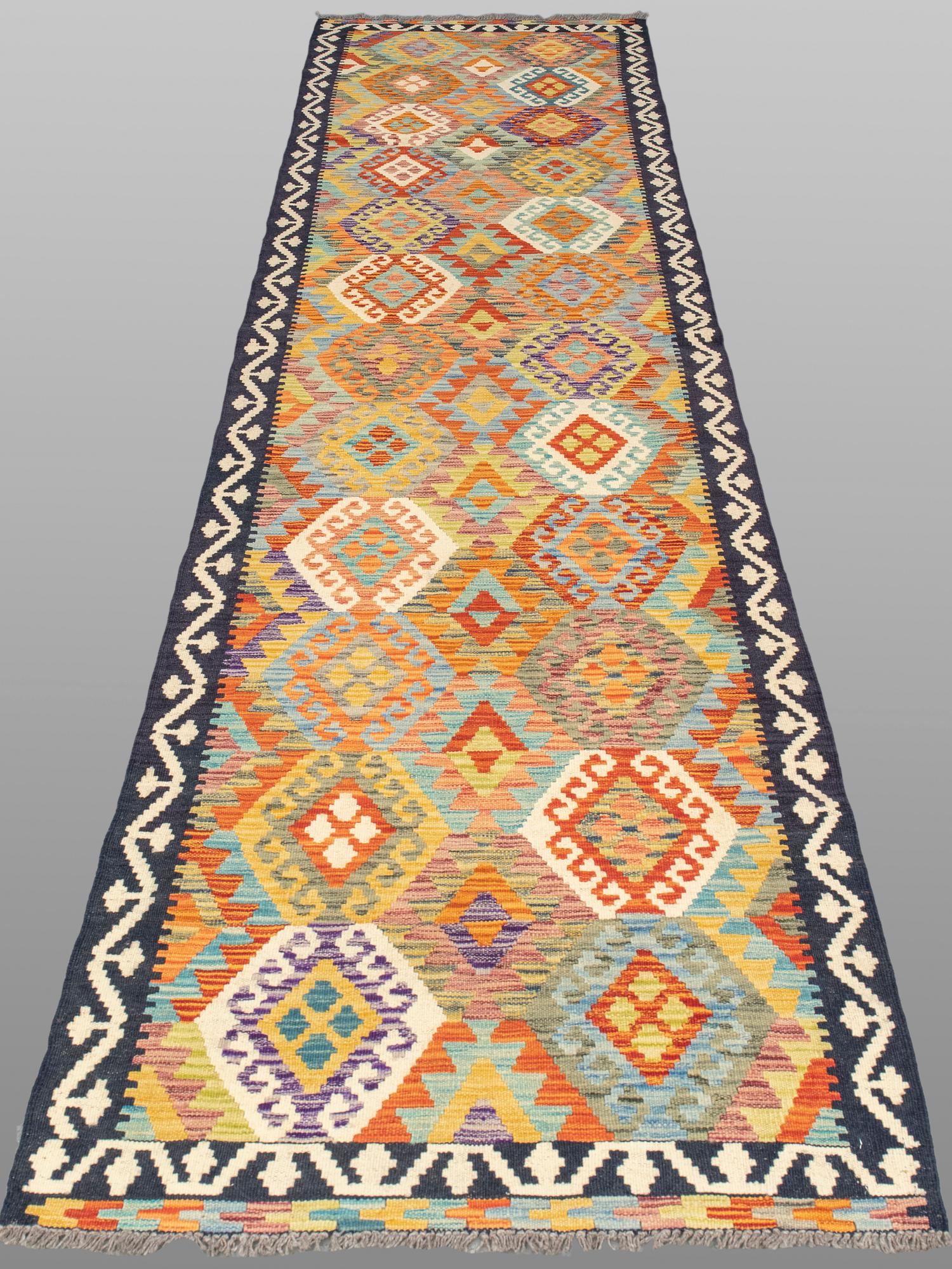 A runner, Kilim, ca 395 x 86 cm.