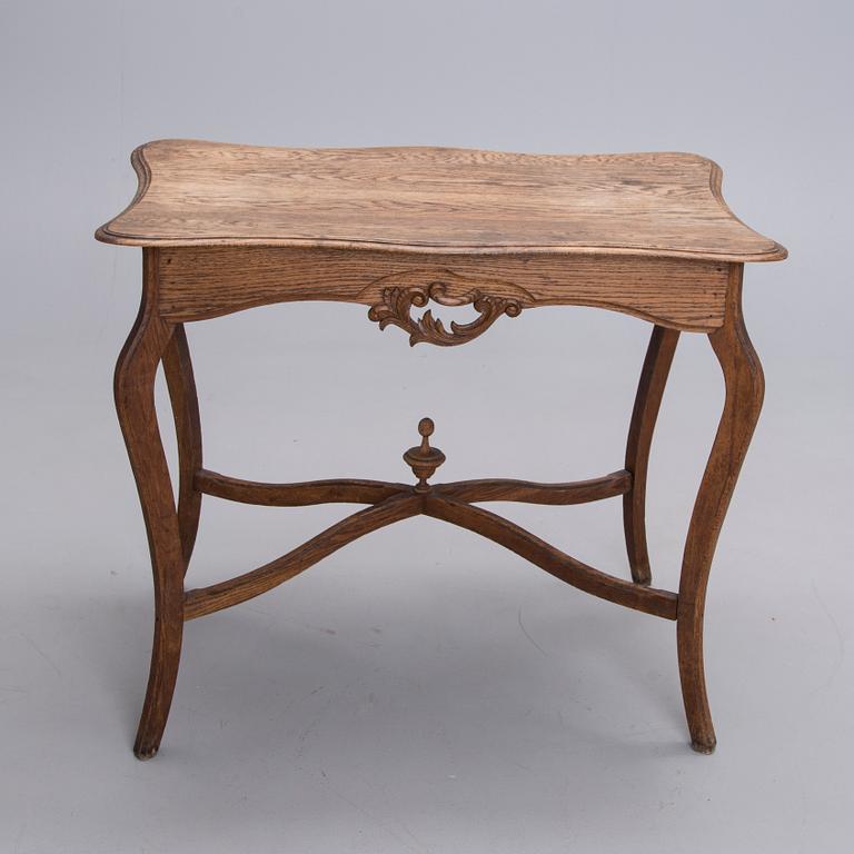 BORD, rokokostil, sekelskiftet 1800/1900-tal.