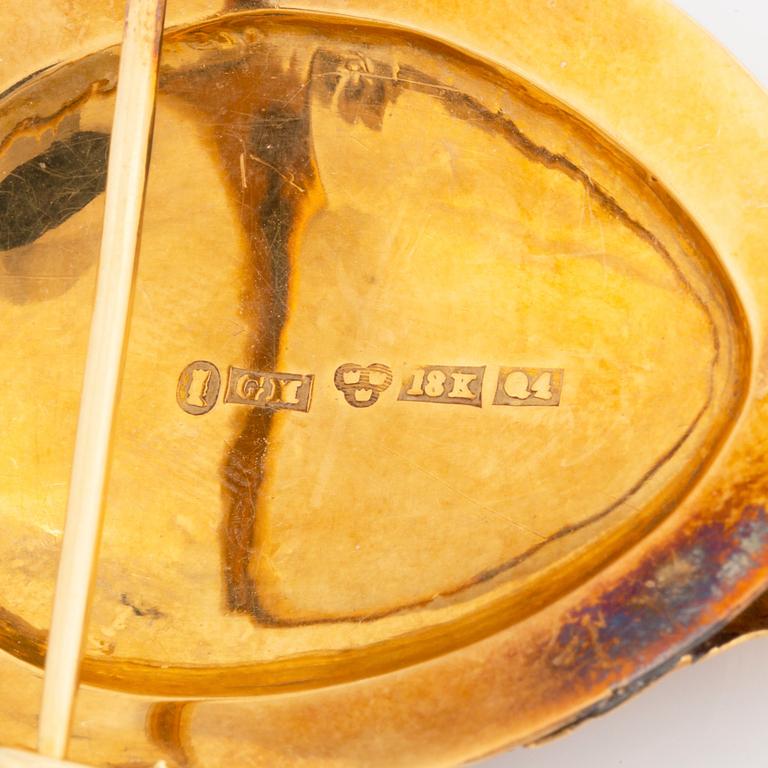 A G Möllenborg 18K gold demi parure comprising a bracelet, a brooch and a pair of earrings.