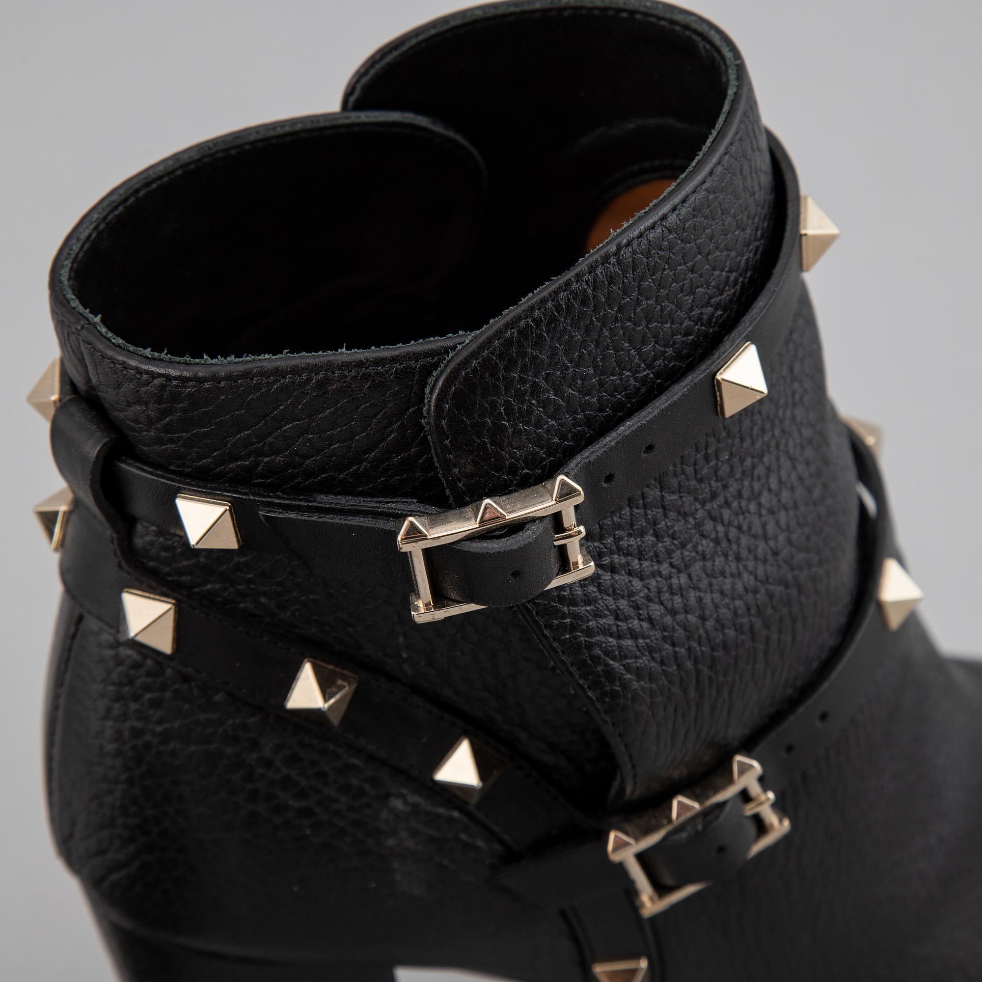 VALENTINO, leather bo0ts, size 37.