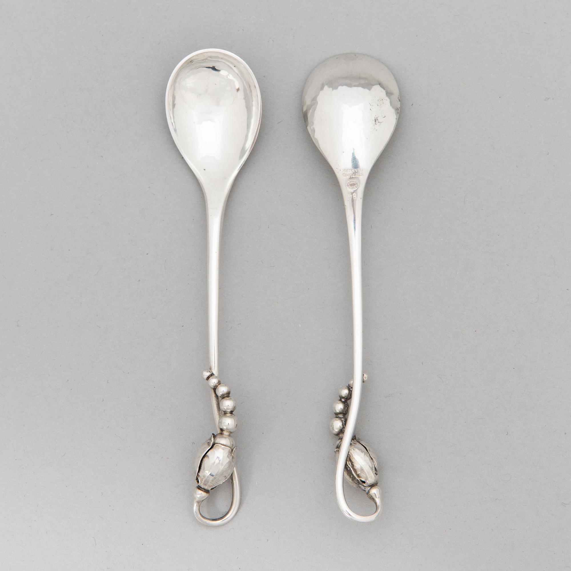 Georg Jensen, Kahvilusikoita, 12 kpl, "Magnolia/Blossom", sterlinghopeaa. Tanska 1900-luvun puoliväli. Design nro 84.