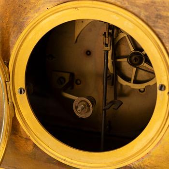 Table pendulum clock, Empire style, late 19th century.