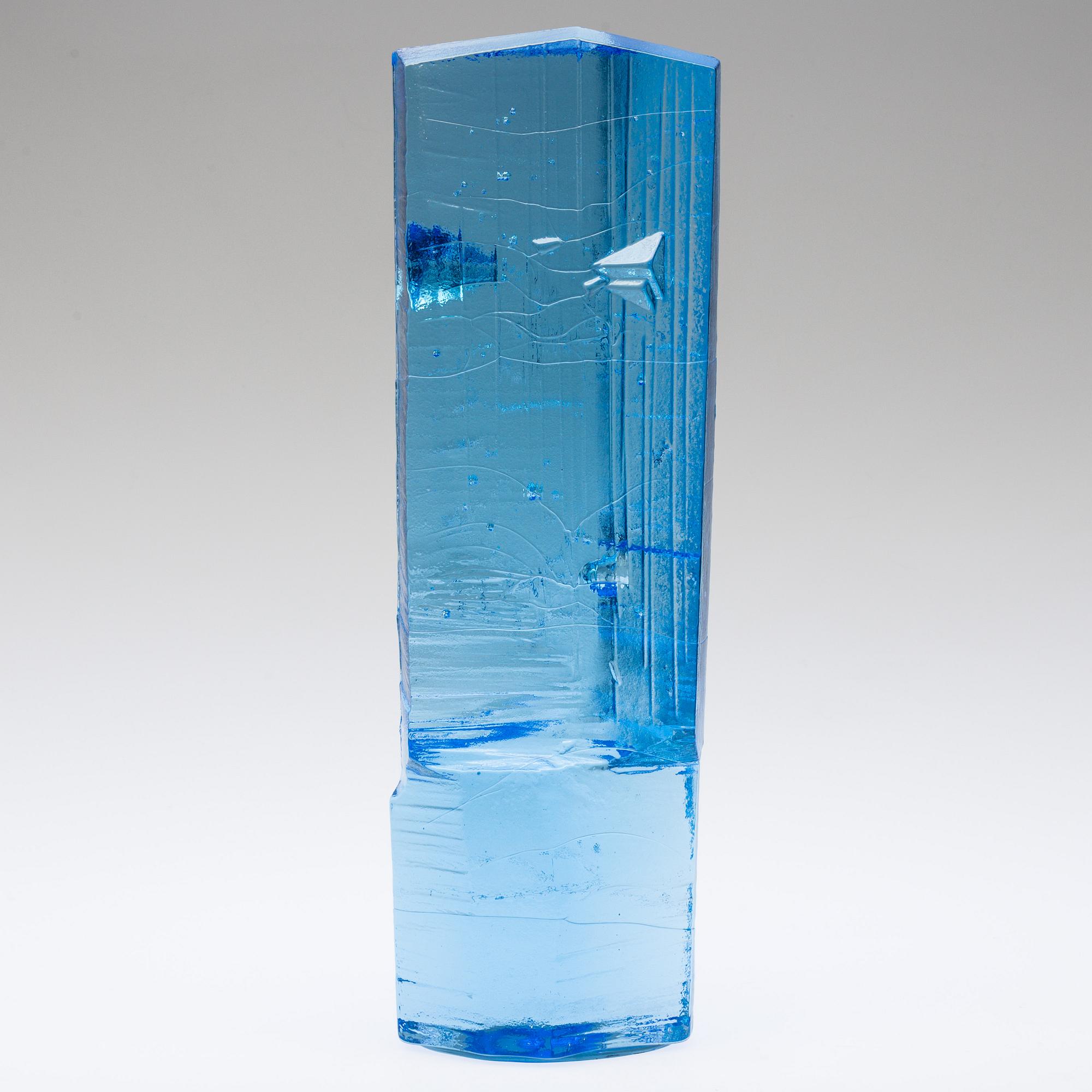 CHRISTER SJÖGREN, Skulptur, glas, Lindshammar,  signerad och daterad 2000.